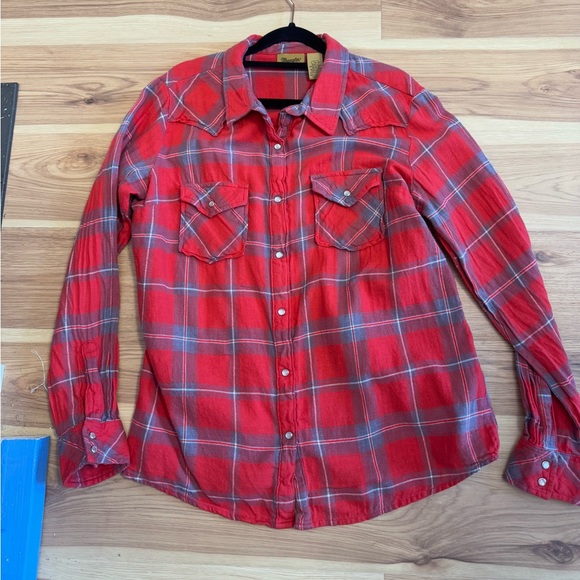 Wrangler Tops - Wrangler Plaid Button Up